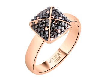 Prsten z ušlechtilé oceli s markazity – čtverec